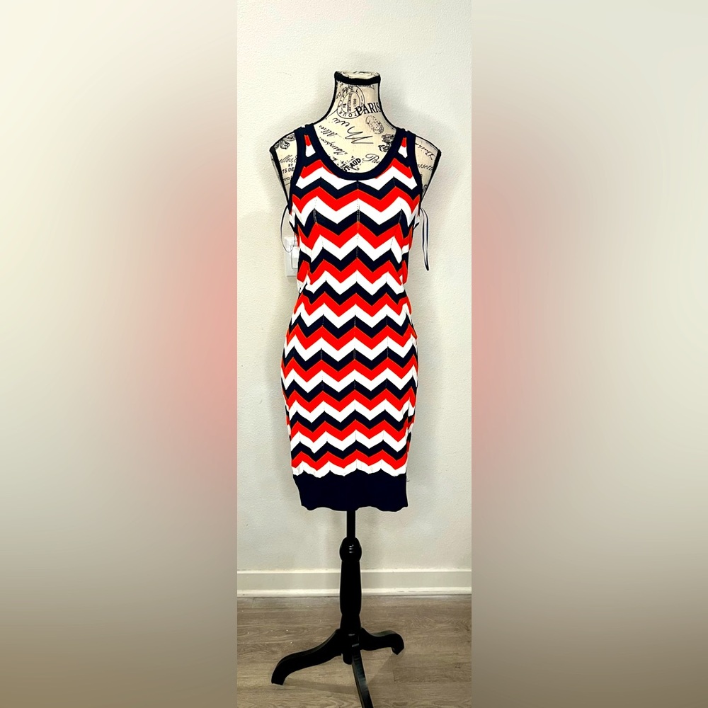 Chevron Patterned Sleeveless Dress - Red, White, and Black